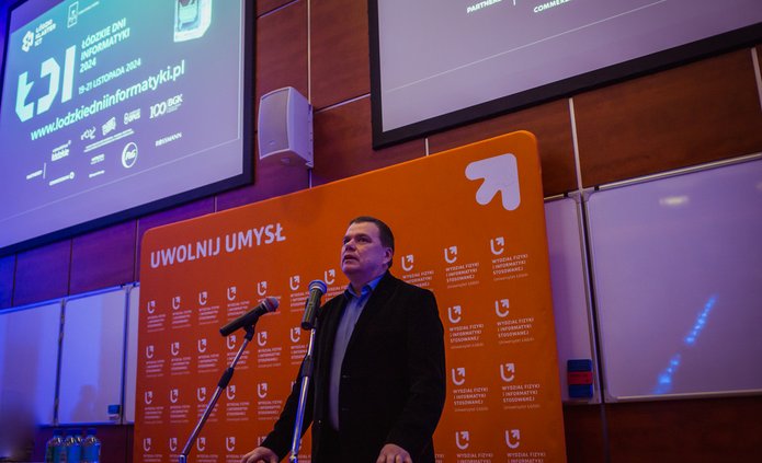 dr hab. Tomasz Gwizdałła, Associate Professor at the University of Lodz